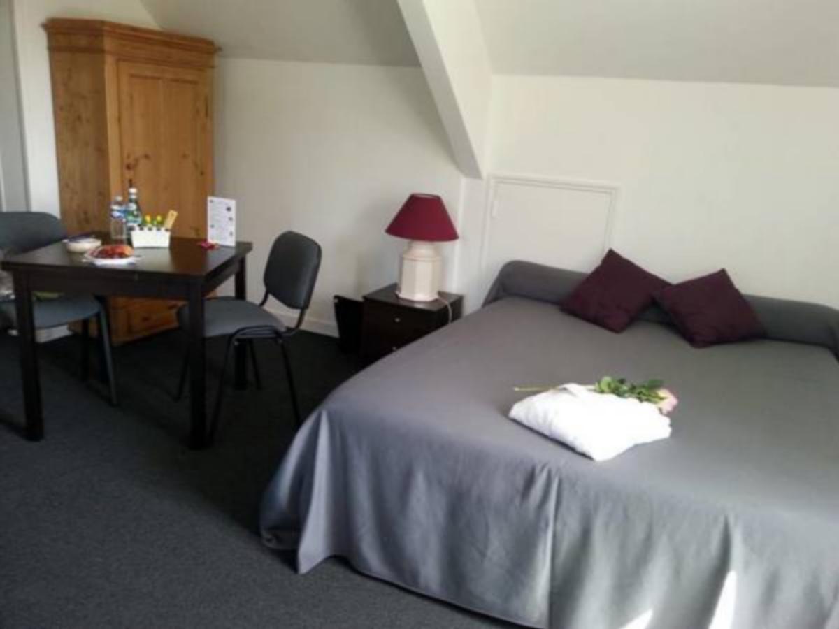 Hotel La Roche Du Marais Omonville-la-Petite Pokoj fotografie