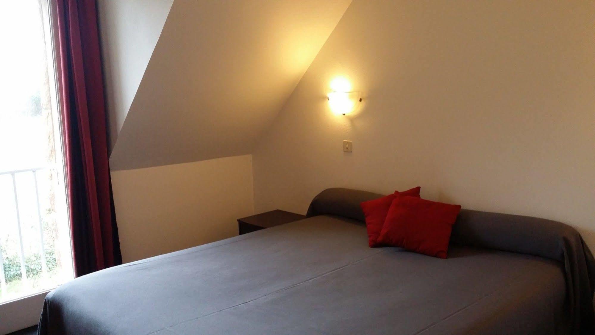 Hotel La Roche Du Marais Omonville-la-Petite Exteriér fotografie